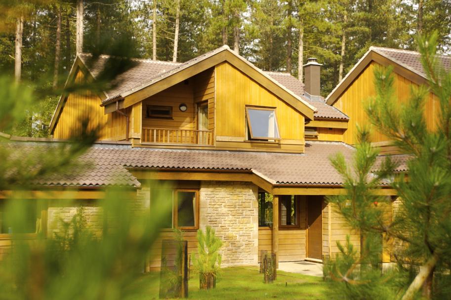 466 lodges & 30 apartments at Center Parcs, Longford