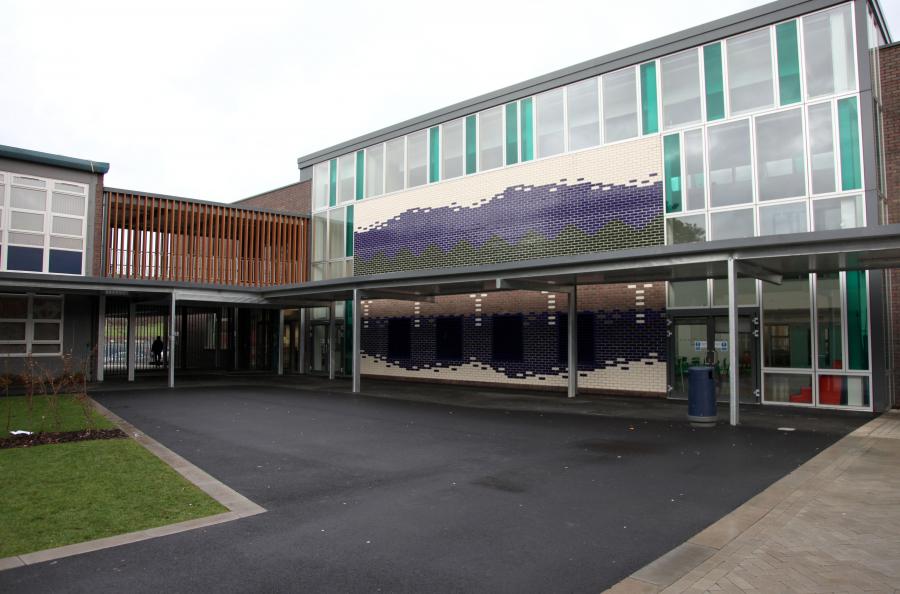 Woodside High School, London